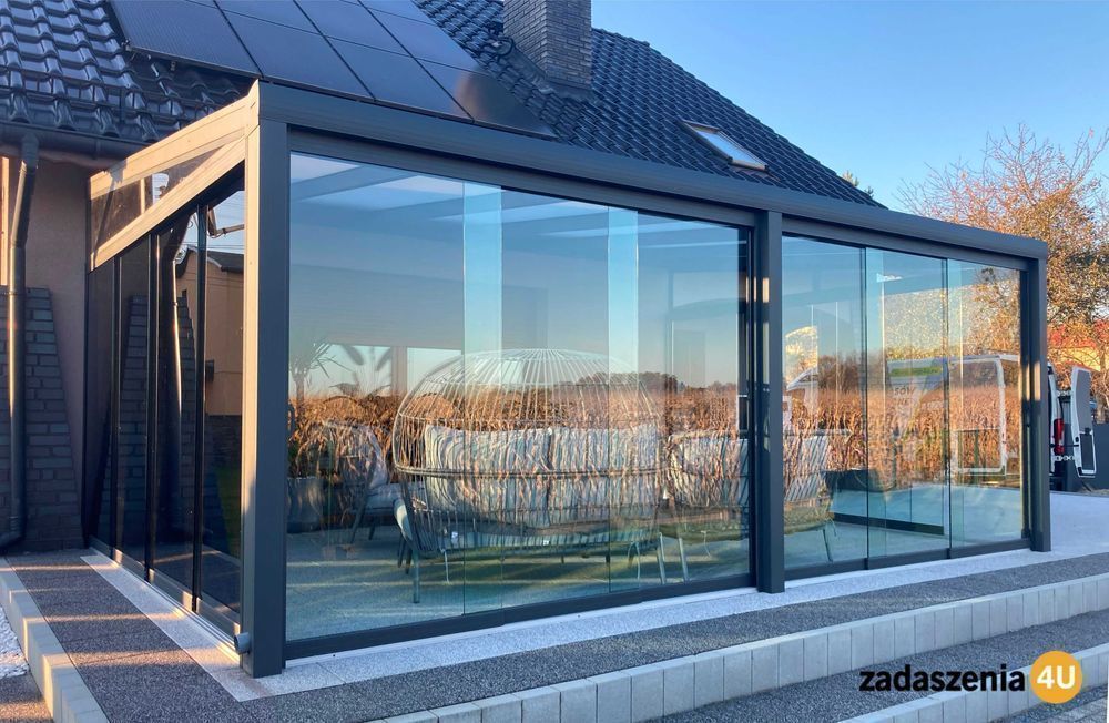 Zadaszenia tarasów aluminiowe pergole aluminiowe ogrody zimowe szklane systemy przesuwne zabudowy tarasów szkło VSG poliwęglan