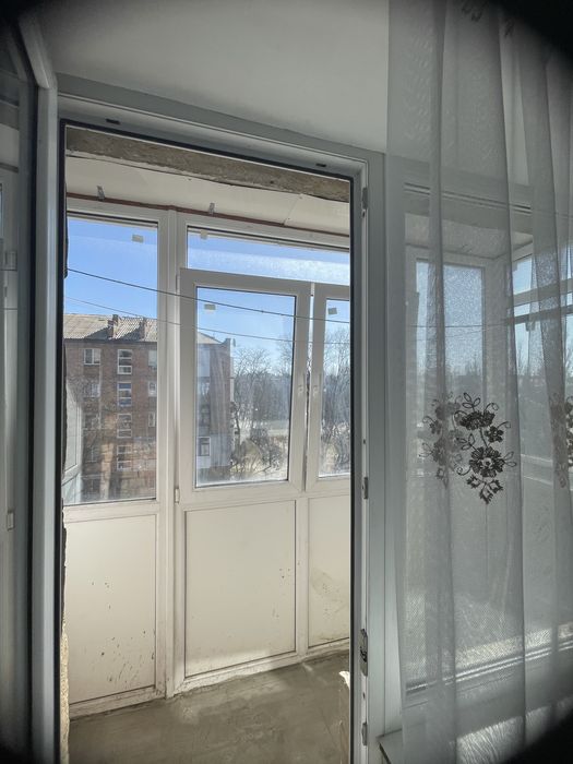 Продаю 1к/к в  заводському районі 2КП