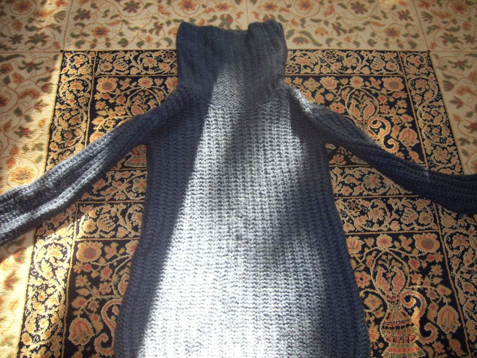 golf wełniany niebieski