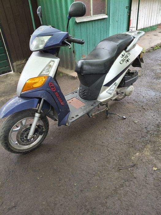 Скутер  CROWN -150