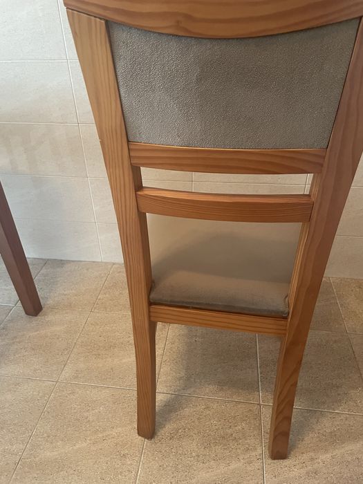 Mesa de sala e 6 cadeiras