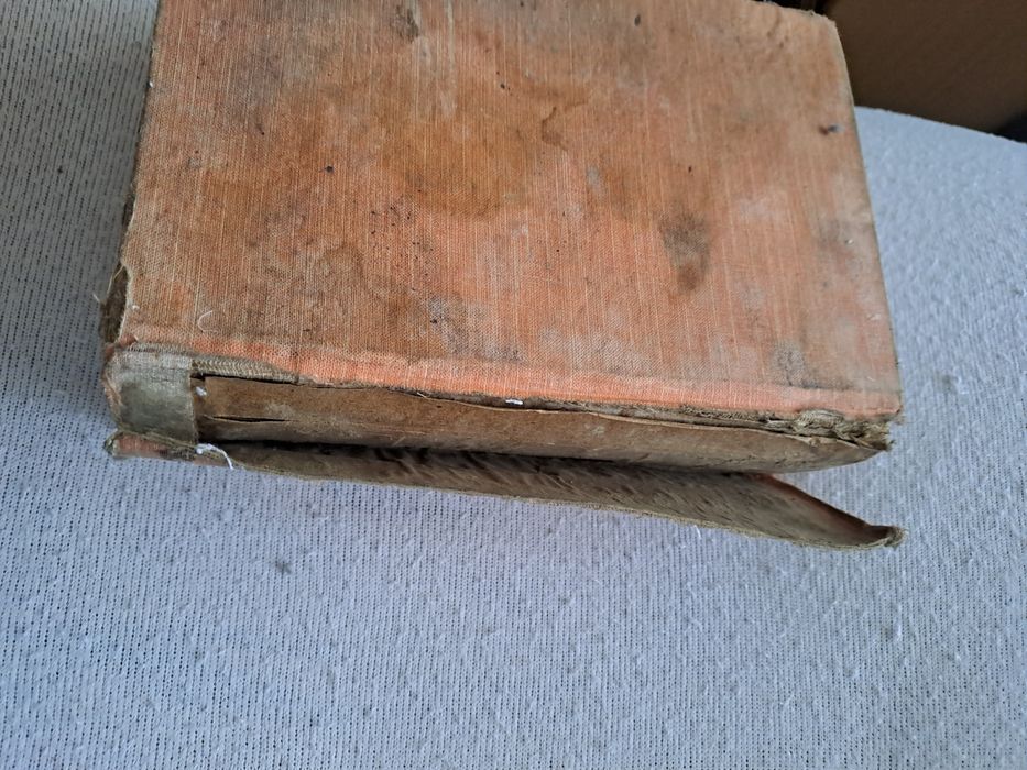Encyklopedia Larousse z 1926 roku, oryginał