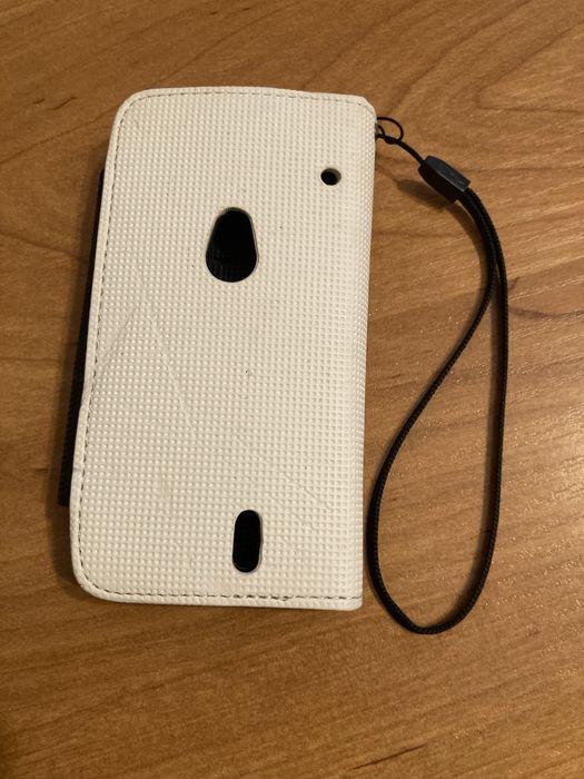 Białe Etui na telefon zapięcie magnetyczne