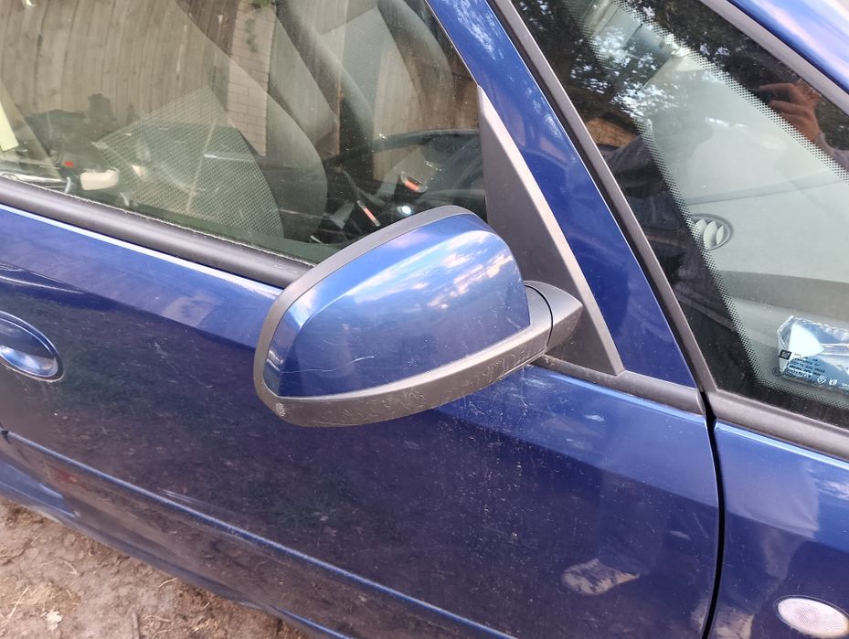 Lusterko prawe lewe opel Meriva a z21b