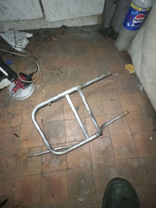 Продам багажник минск 125