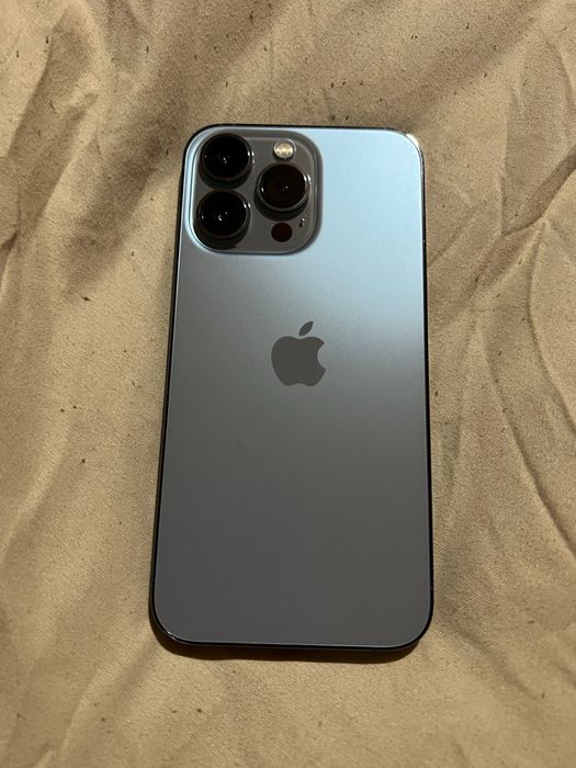 Продам iPhone 13 pro r-sim