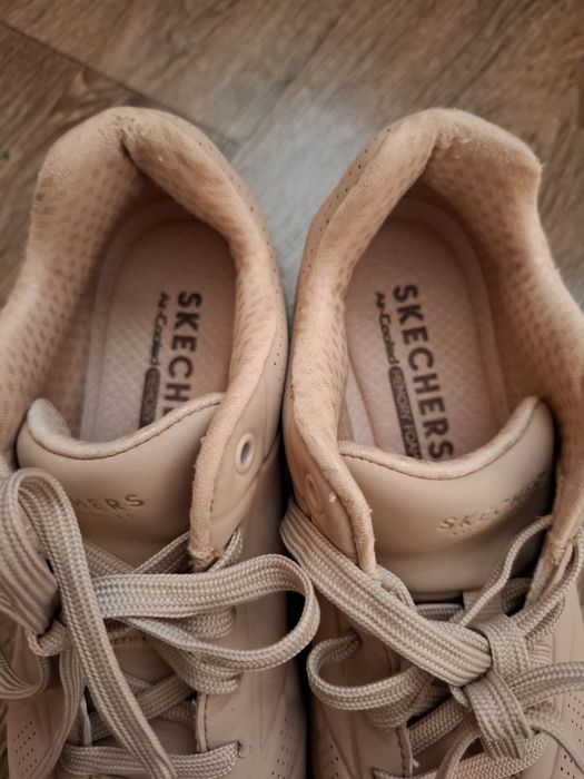 Кросівки Skechers жіночі Uno Stand on Air, 37 р. (24 см), бежеві