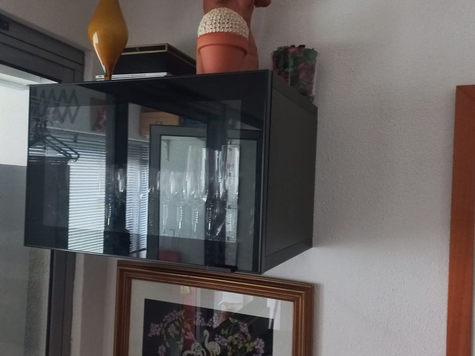 Módulos ikea portas em vidro