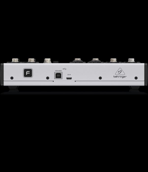 Цифровий мікшер Behringer Flow 8