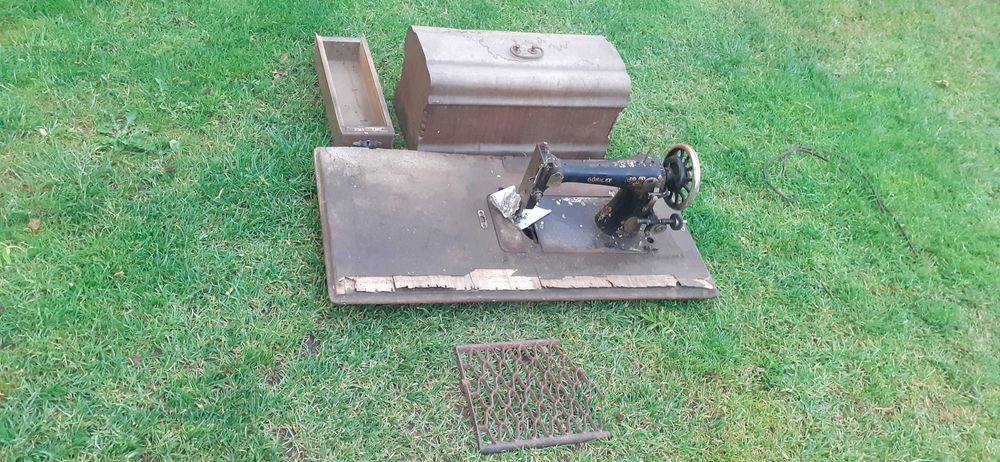 Góricke,maszyna do szycia, pokrywa, retro, PRL, vinted,rekwizyt.