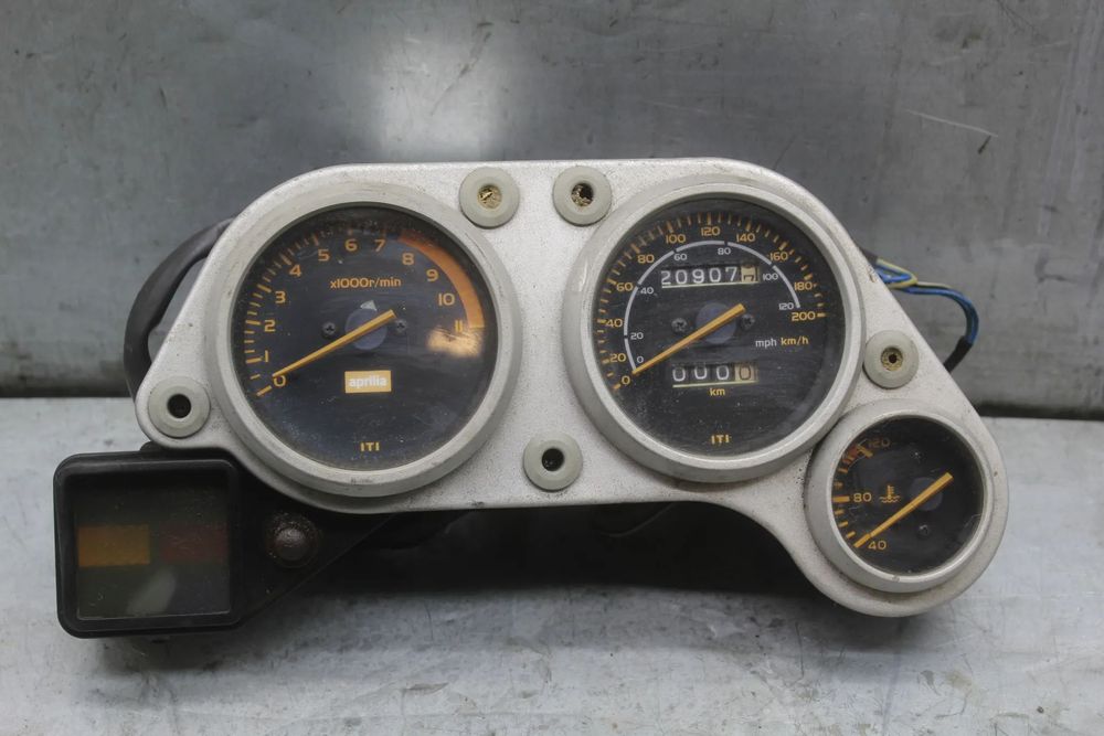 Aprilia Pegaso 650 licznik zegary