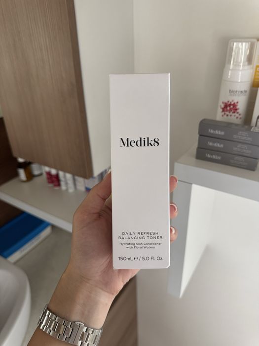 Тонік medik8 Daily Refresh Balancing Toner