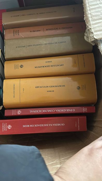 Editora calouste - vários livros