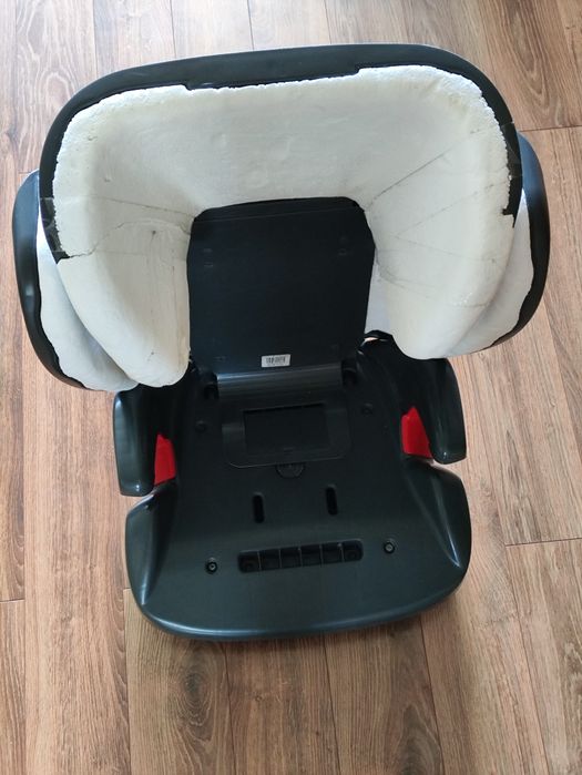 Fotelik samochodowy RÖMER KID 15-36 kg
ECE R44/04
Universal
15-36 kg