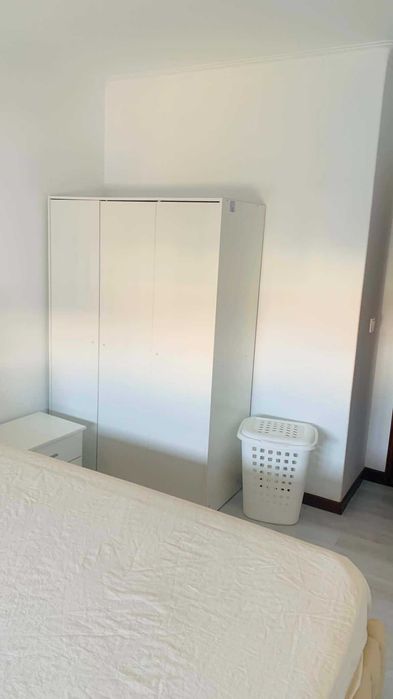 Quarto para arrendar