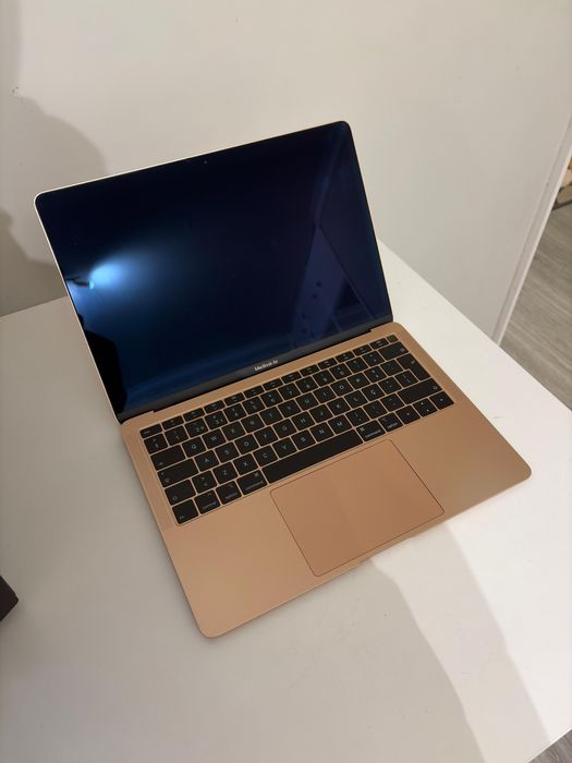 Macbook air 13 2018 (Rose)