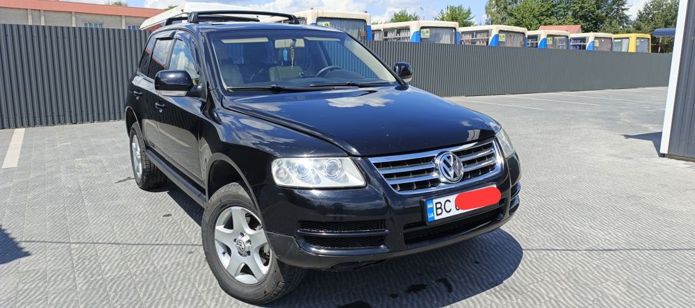 Продам машину Volkwagen 2.5 TD