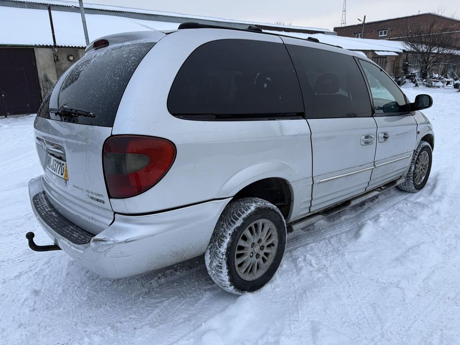 Мінівен Chrysler Grand Voyager 2003рік 2,5дизель