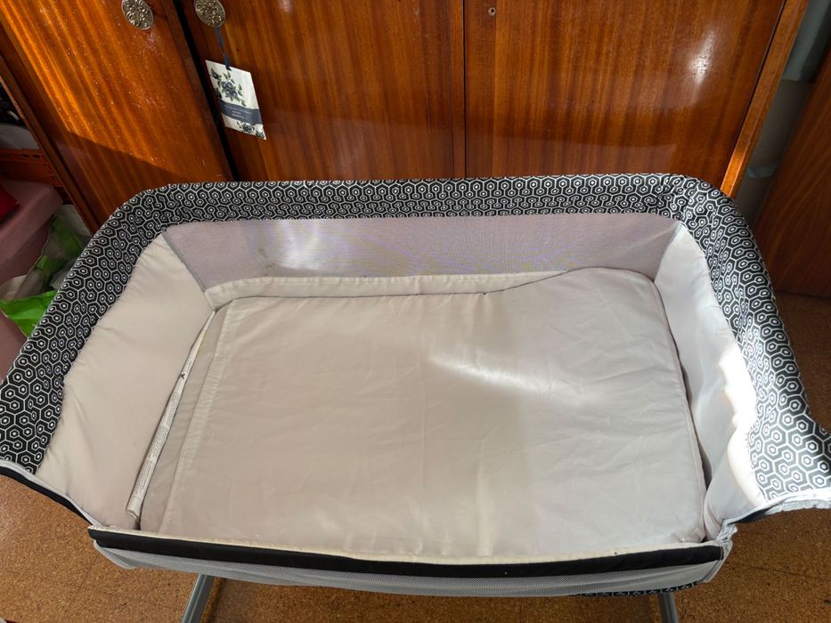 Cama Next to me para bebés