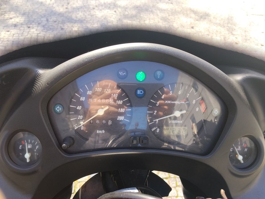 Honda Tranzalp 650