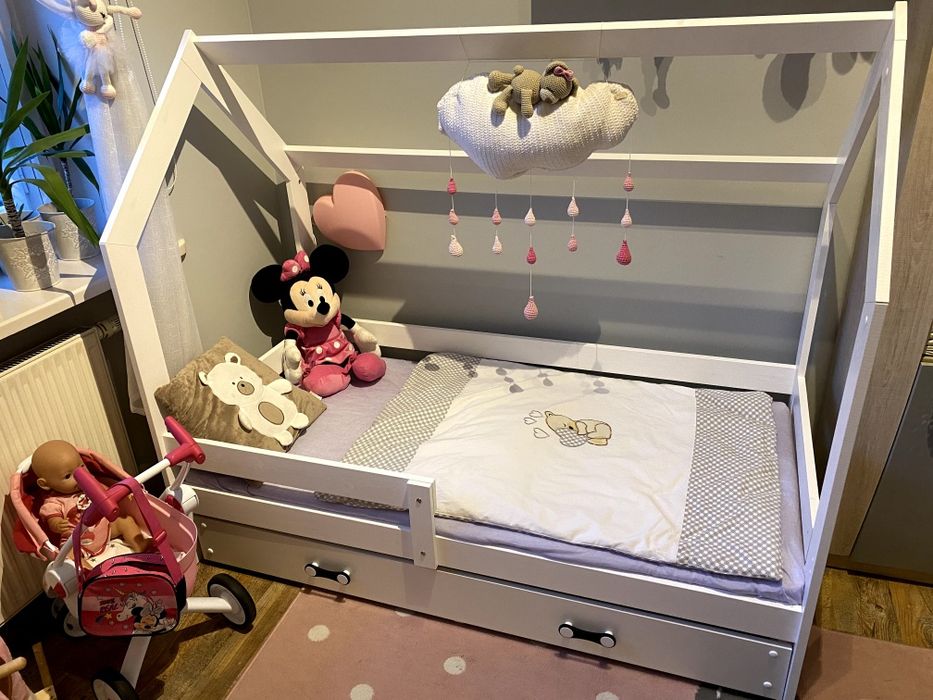 Łóżko domek,  stan idealny