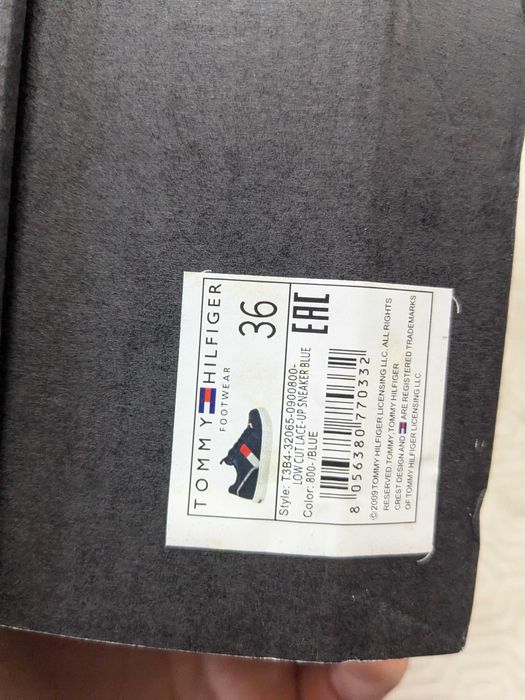 Tommy Hilfiger sneakersy granatowe na zamek rozm. 36