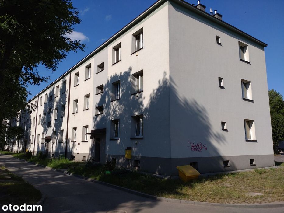 2 pok. do własnej aranżacji (możliwość 3 osobnych pokoi). Niski czynsz