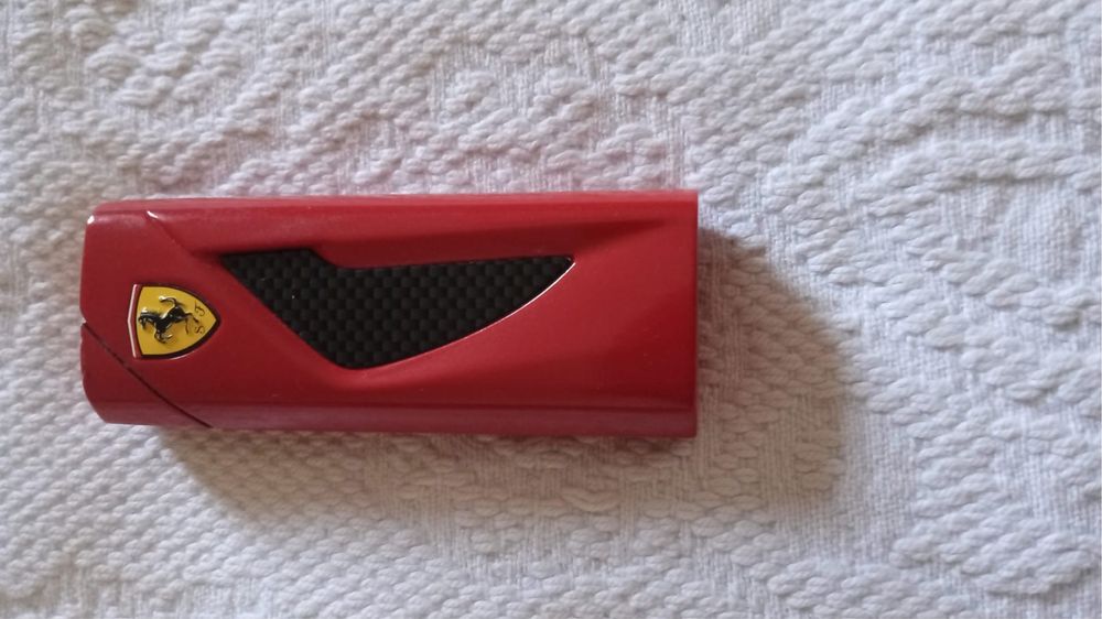 Isqueiro Ferrari