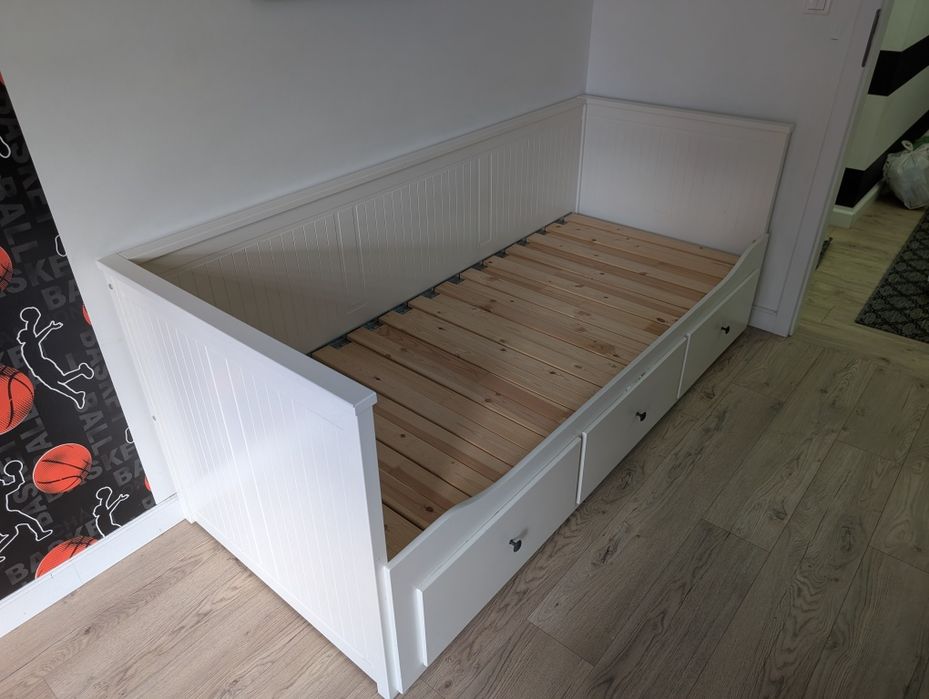 Łózko IKEA Hemnes