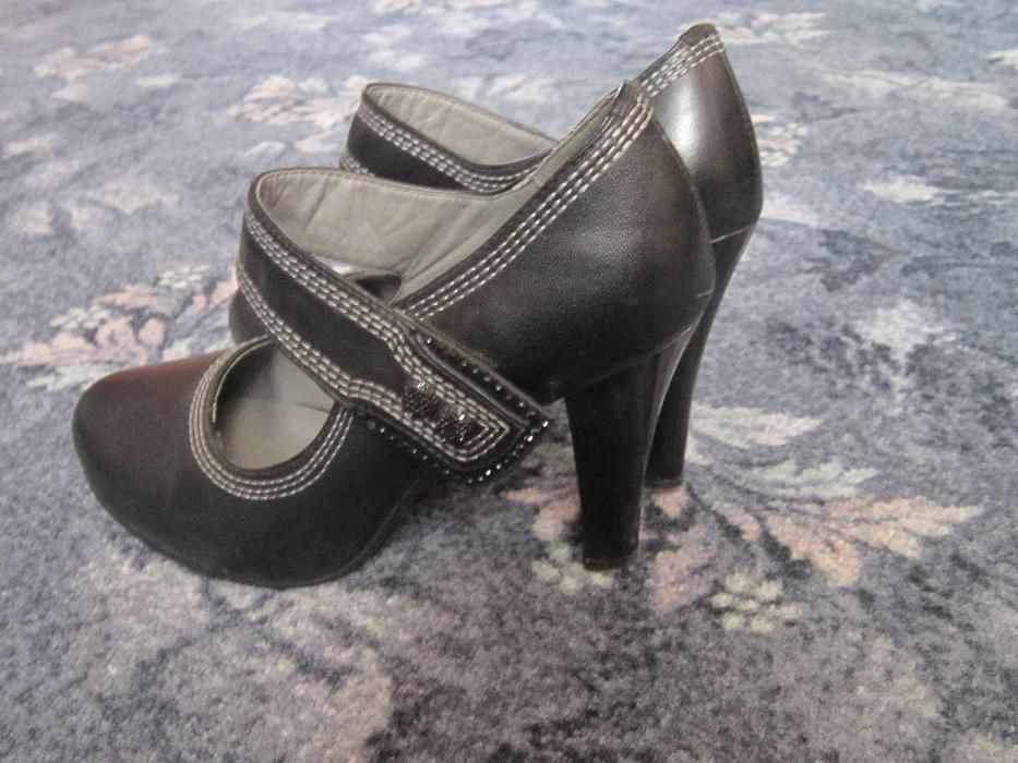 Туфлі шкіряні