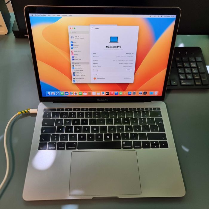 Macbook Pro 13 (2017) - Model A1708