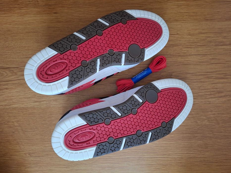 Кросівки Adidas ADI2000. Нові. 44 (28см)