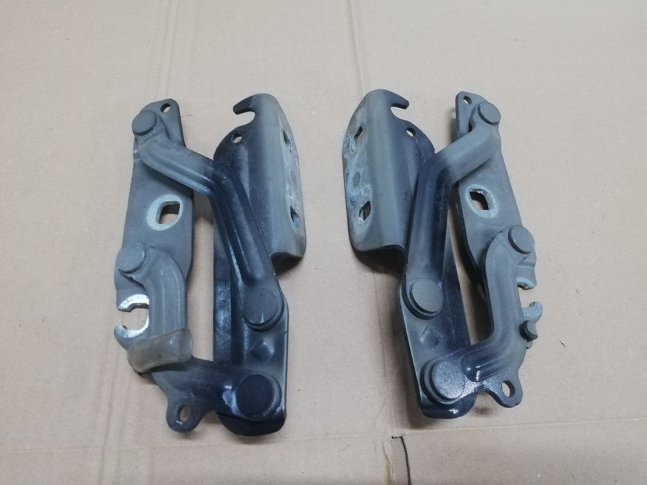 Zawiasy maski pokrywy silnika komplet prawy lewy Ford Fiesta Mk7 VII