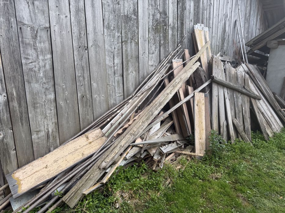 Деревʼяні дошки від паркана