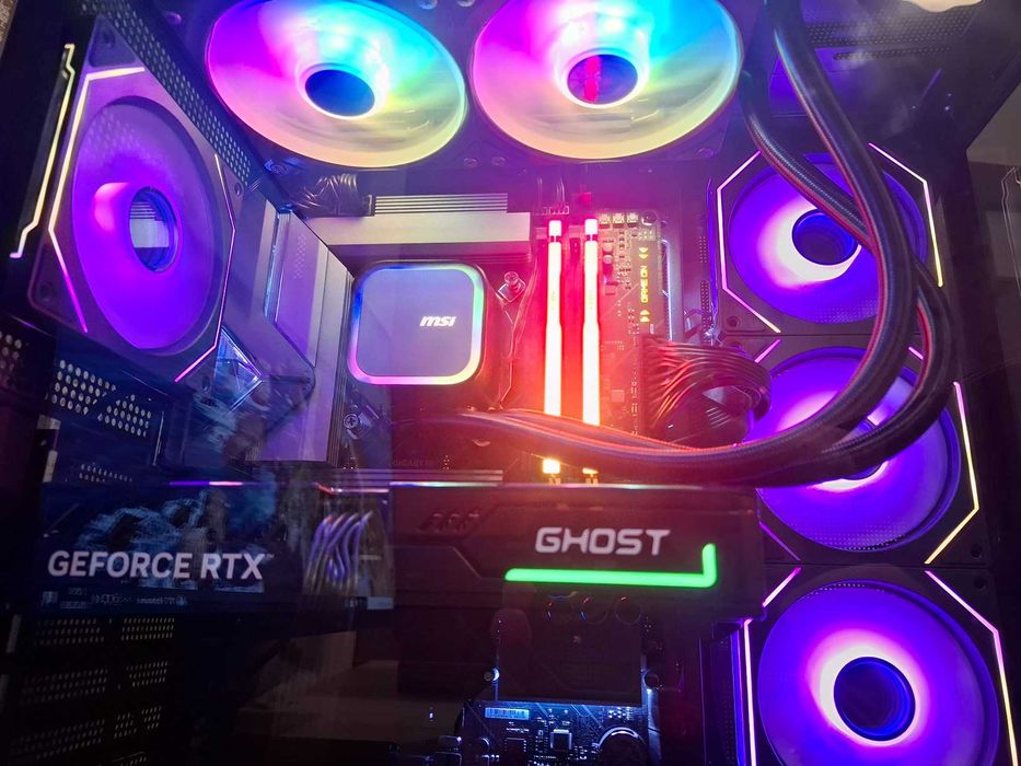 Komputer gamingowy RTX 5060 Ti / Intel Core Ultra / 32GB RGB
