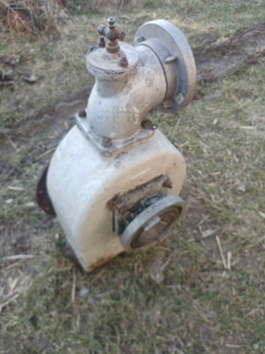 Pompa Gzus Andoria 1ca90