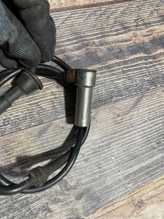 Датчик АБС ABS передній / задній Audi 80 B3 B4 / Audi 100 C3 C4 A6 C4 4410327070 / 072119251