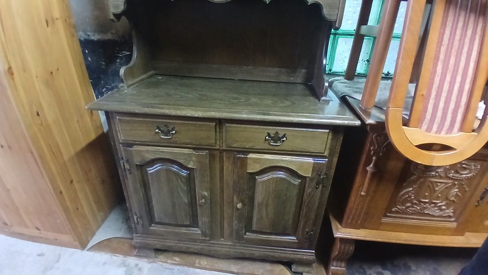 Kredens 2 częściowy