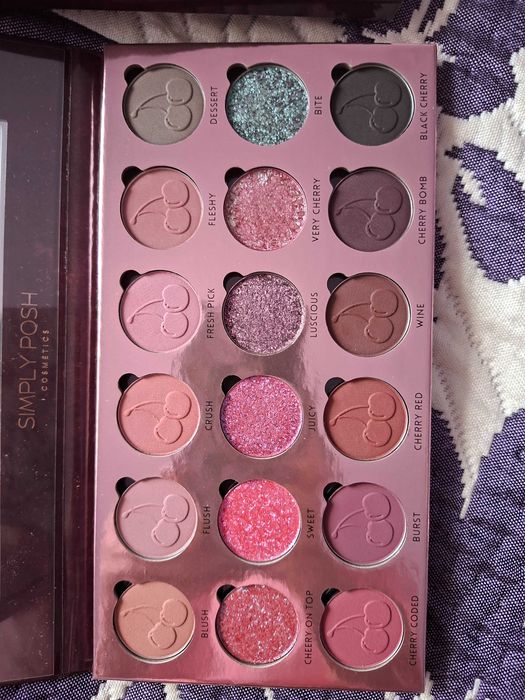 Paleta Simply Posh Black Cherry