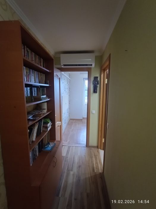 Продаж 3 кімн  Квартири ГАРНИЙ стан