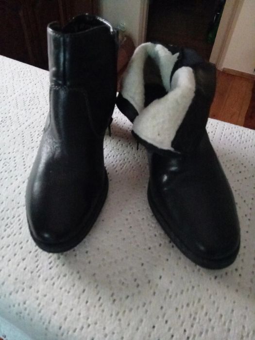 Prawie nowe buty