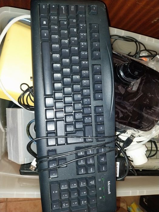 Teclado, Ratos e colunas