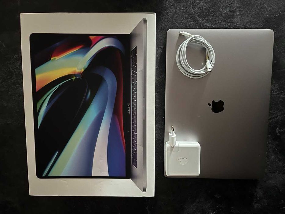 Sprzedam Macbook Pro 16'' i7 512 16gb ram 2019