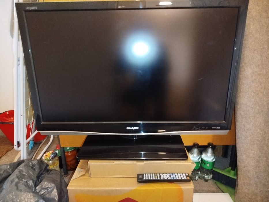 Telewizor LCD Sharp 37 cali