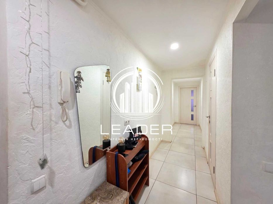 2 к. раздельная, Березняки, Тычины, 21, м. Левобережная - Осокорки.