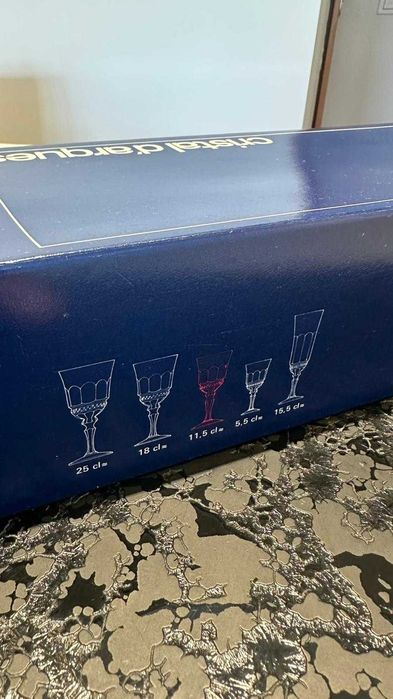 Crystal Glasses446797158495692802