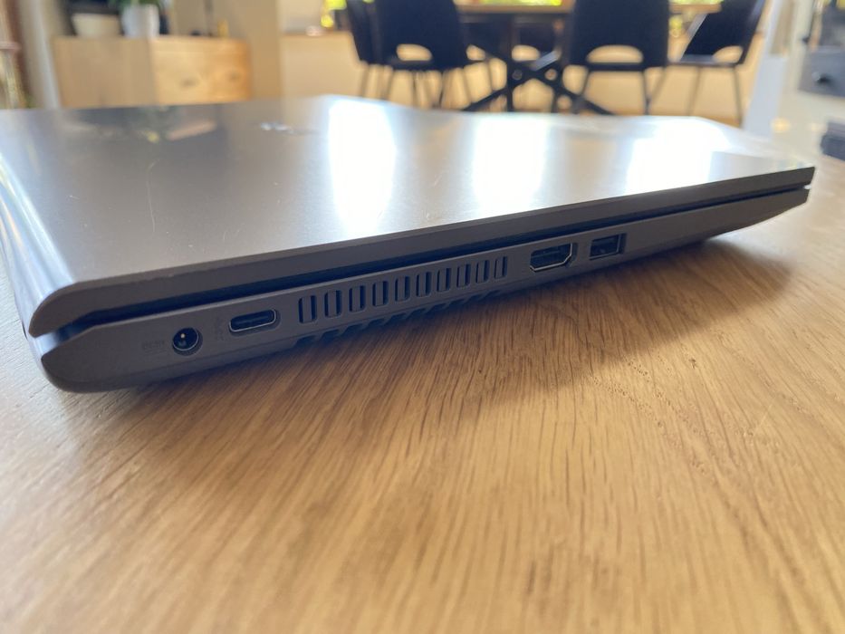 Laptop Asus VivoBook 15 M509DA