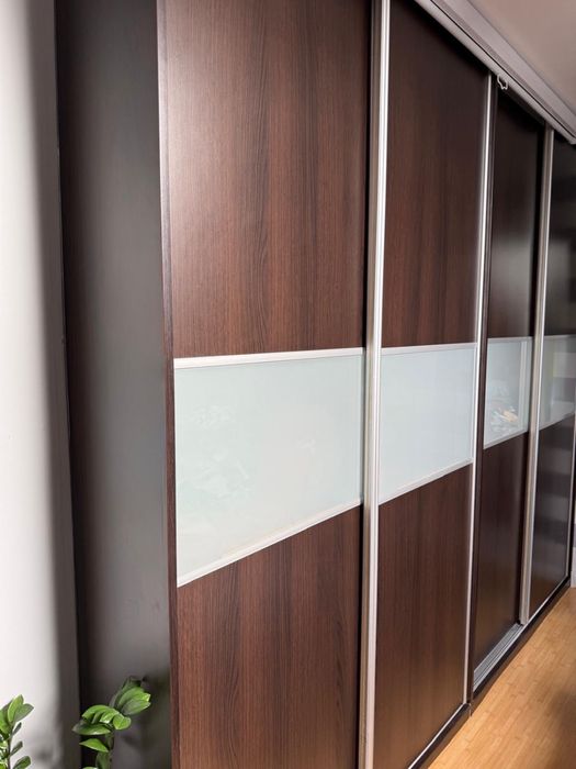 Duża szafa za darmo !!!Zarezerwowane do soboty