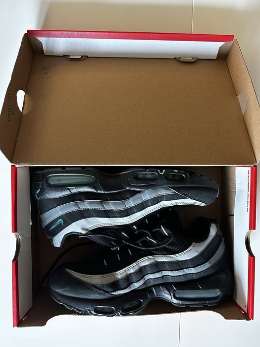 Nike Air Max 95  Black/Aurora green-cool grey 46