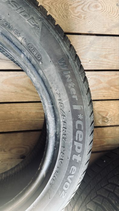 R17 215/55 Hankook WinterICeptEvo2 шини зимові